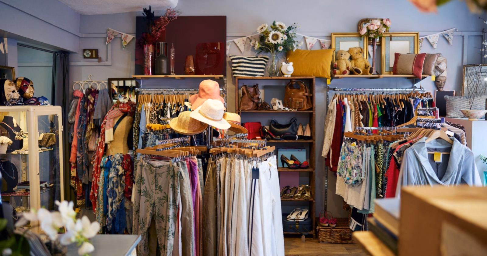 アパレルショップを開業するには？ 手順や必要な資金、仕入れ先、成功のポイントを解説