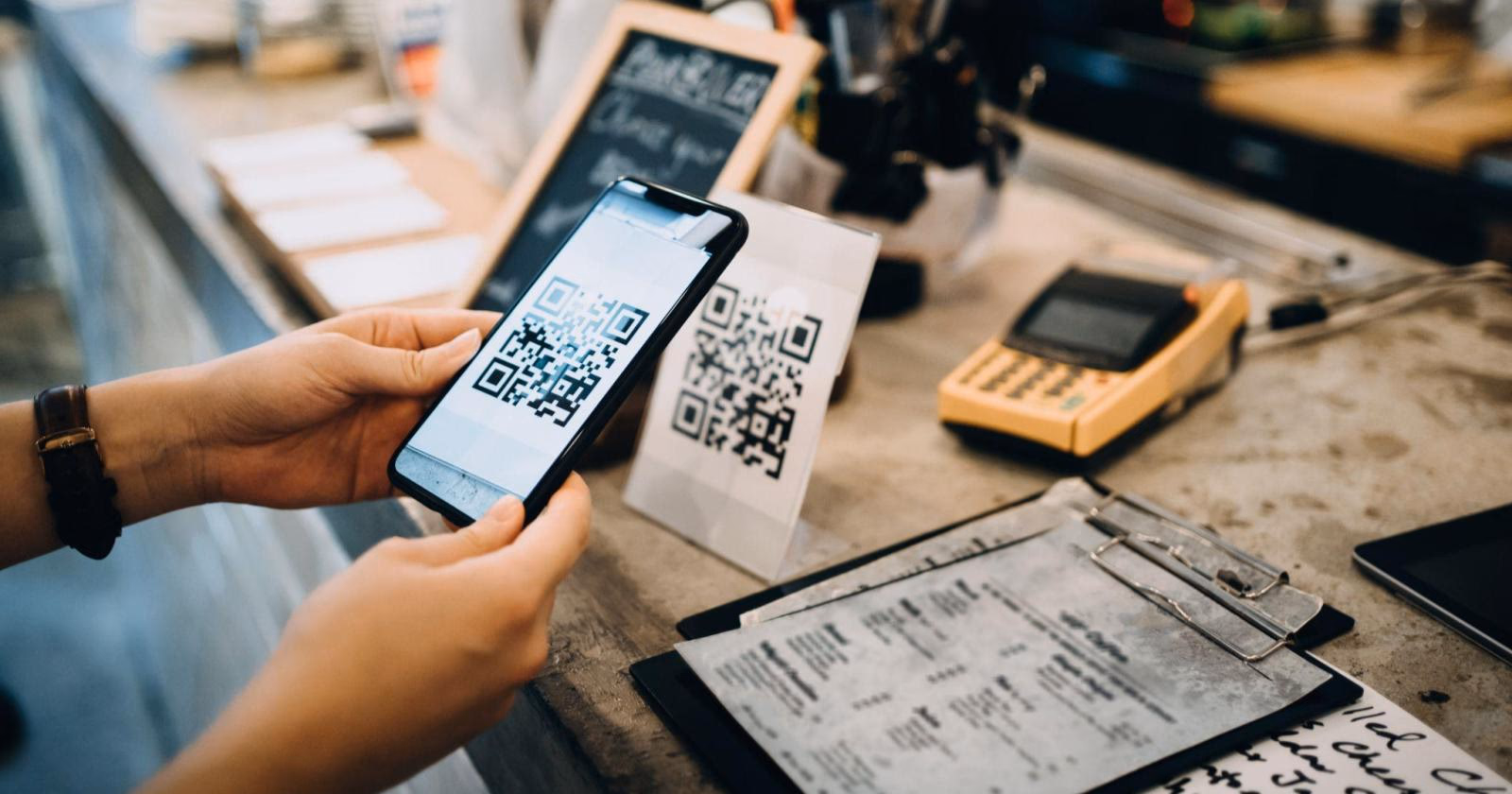 【店舗向け】QRコード決済の導入ガイド｜仕組み・メリットを徹底比較！おすすめの始め方を解説【2025年最新】