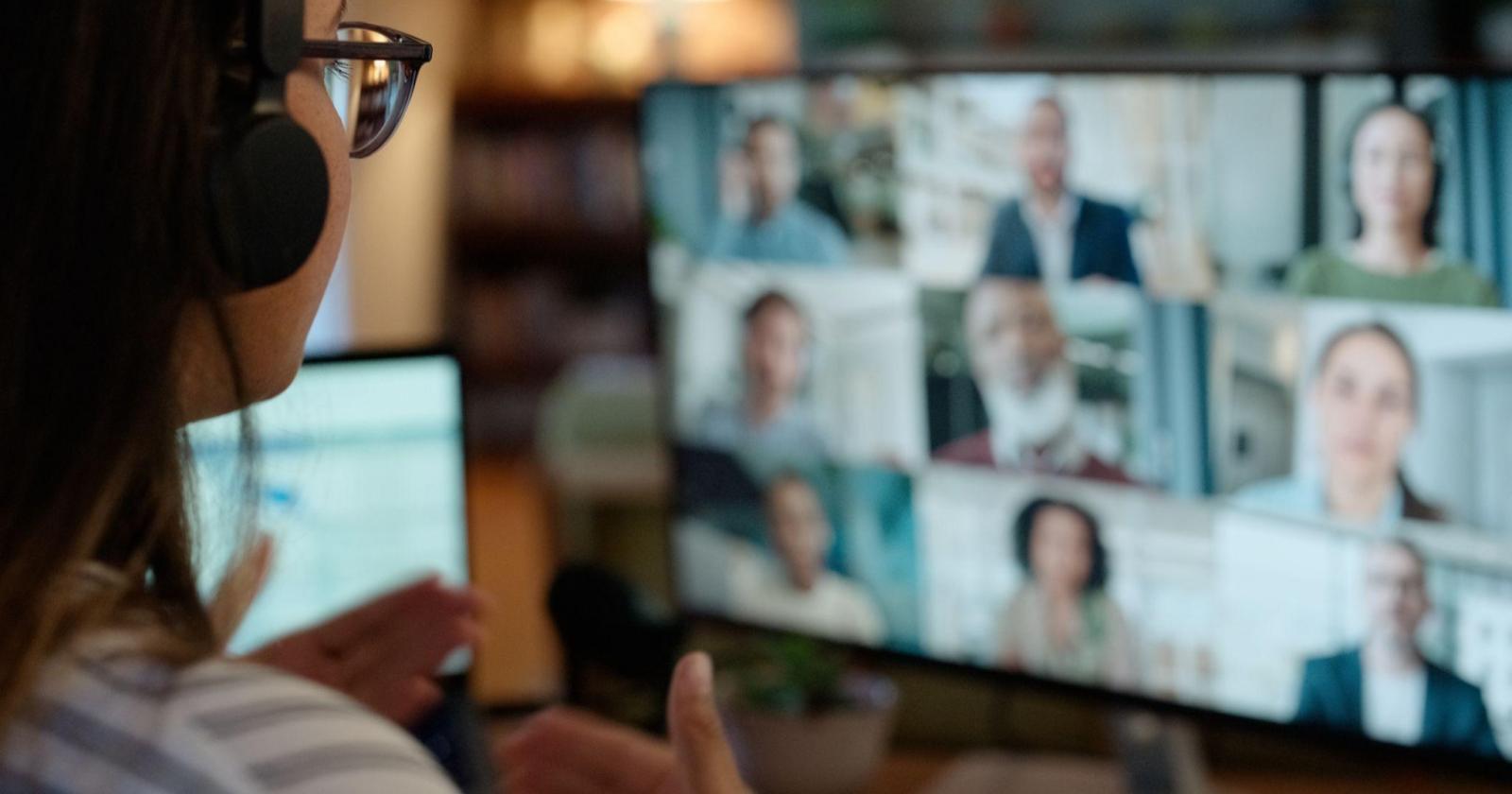 Zoomブレイクアウトルームの使い方！設定方法や活用のコツ、予約システムとの連携を解説