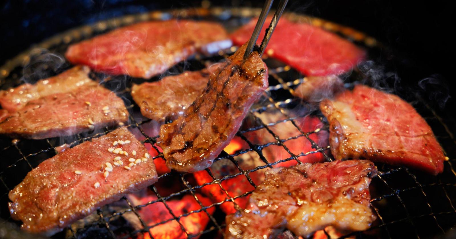 焼肉屋を開業するには？必要な資金・資格・成功するための準備を徹底解説