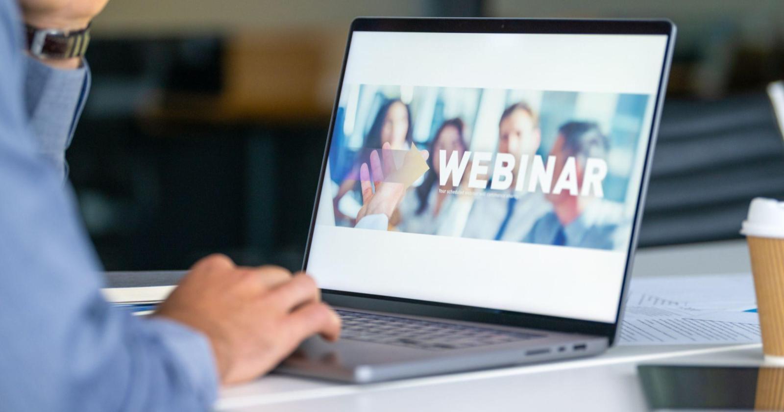 Zoomの待機室とは？設定方法・参加者の確認・通知音の使い方を解説